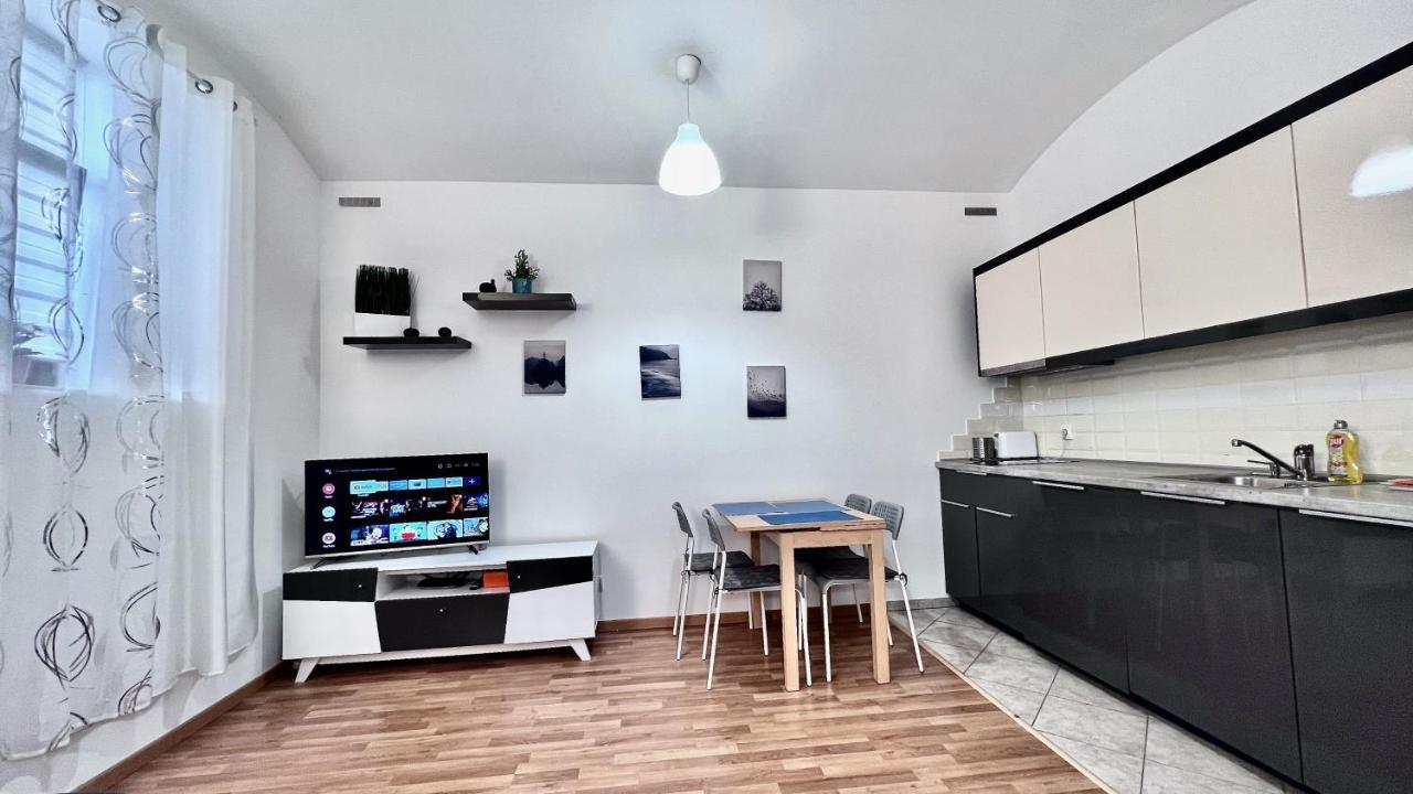 Ground Floor Apartment Prague Luaran gambar