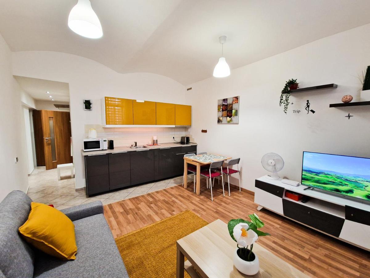 Ground Floor Apartment Prague Luaran gambar